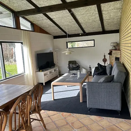 Dom wakacyjny Cozy Near Bjerge *